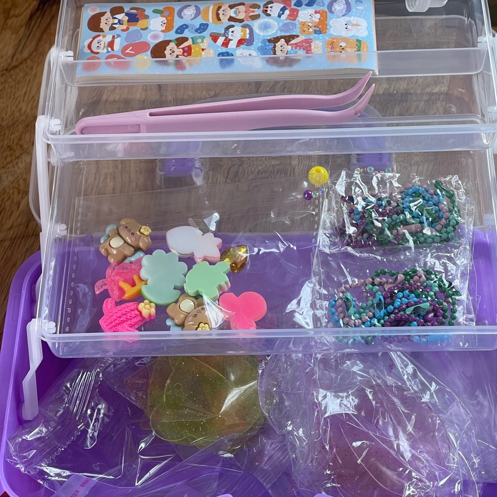 Pink and Purple Storage Boxes with Accessories. Craft boxes - Picture 3 of 5